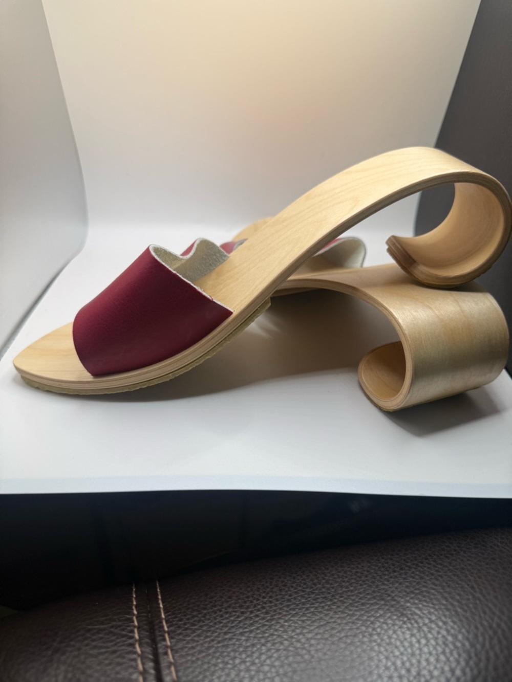 WAVE Marita Huurinainen Finland Wooden Clog - Ref Leather +100% Natural Birch L